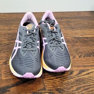 Asics NWT running shoes size 8